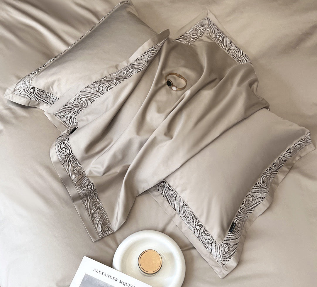 Royal Elegance Bed Suit - Champagne